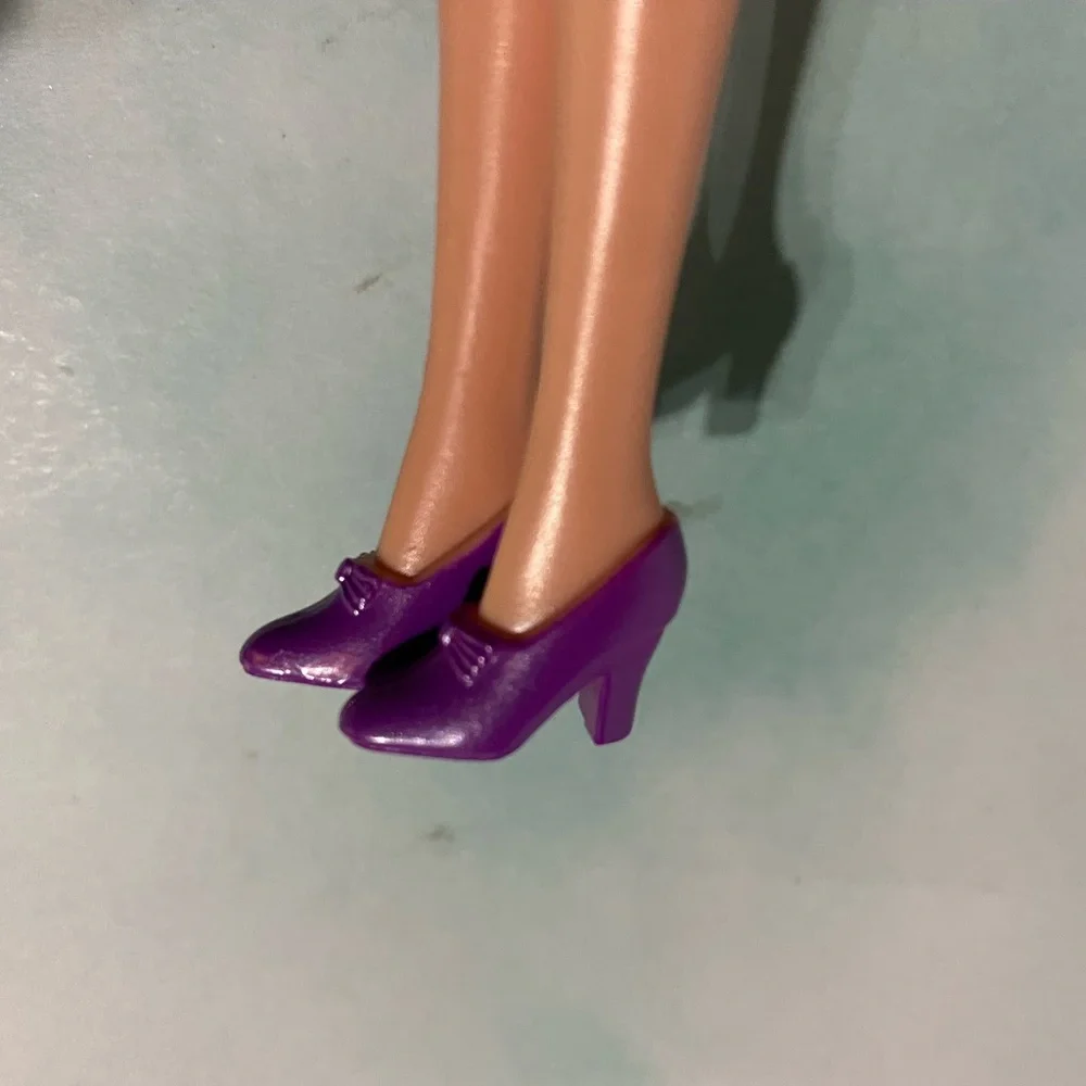 DISNEY VINTAGE 2007 COLLECTABLE RAPUNZEL DOLL by MATTEL - Picture 10 of 11